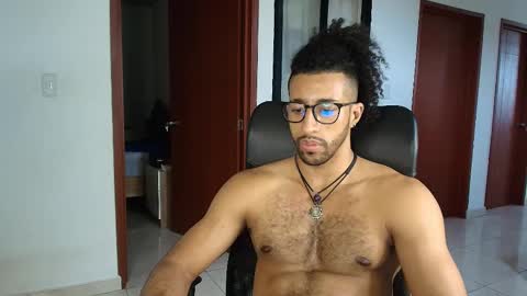 Snapshot of kaurilop chatting on 02.28.25 Kauri Lop online show from 02.28.25