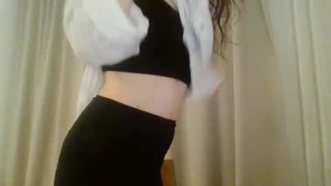 kawaii snowflake online show from 10.11.25