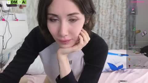 Snapshot of kawaiinullify chatting on 09.21.25 Warya online show from 09.21.25