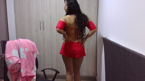  Khawit  online show from 12.04.24