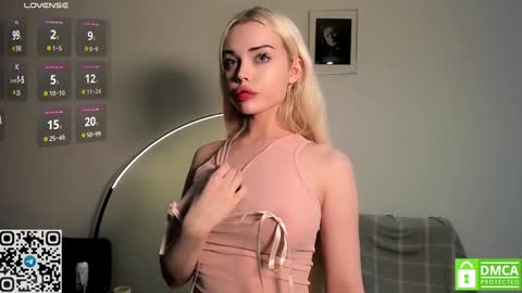 Snapshot of kaya_davis chatting on 12.26.24 My name Kaya but you can call me Angel online show from 12.26.24