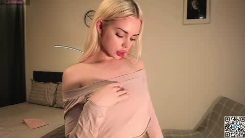 Snapshot of kaya_davis chatting on 02.05.25 My name Kaya but you can call me Angel online show from 02.05.25