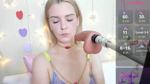 Snapshot of kaya_devis chatting on 09.27.25 KAYA online show from 09.27.25