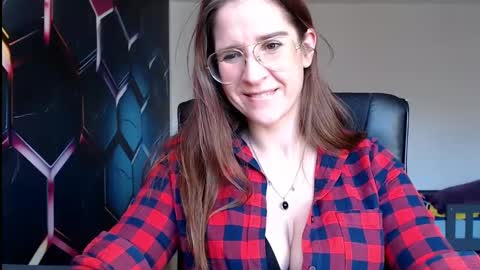 KayaLips online show from 12.25.24