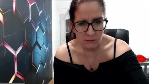 KayaLips online show from 01.17.25