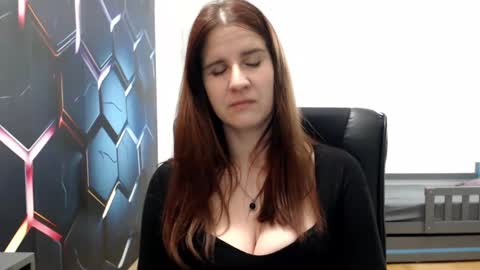 KayaLips online show from 02.20.25