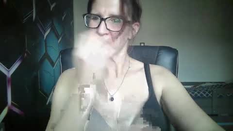 KayaLips online show from 09.19.25