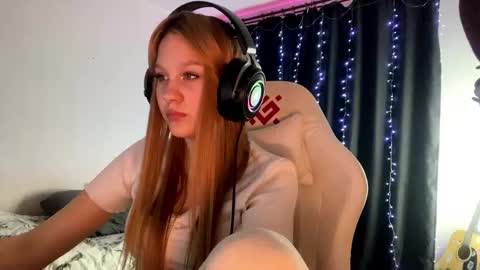 Amia online show from 03.12.26