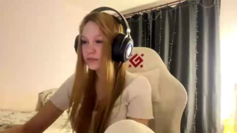 Amia online show from 04.03.26