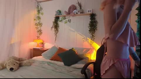 Snapshot of kaylabunn_x chatting on 04.14.26 kayla samper online show from 04.14.26