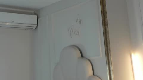 kaylachannell online show from 12.04.25