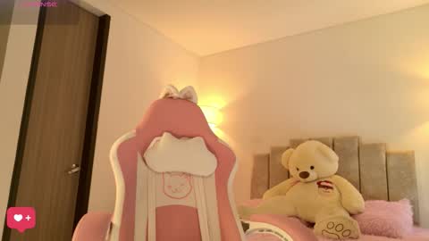 Kayla  online show from 09.22.25