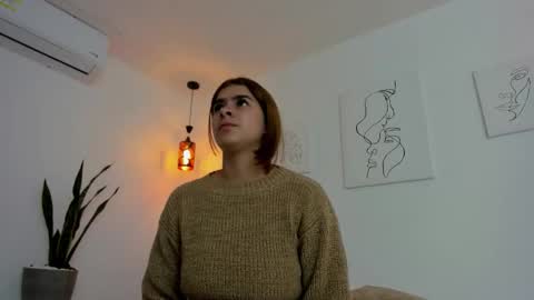      K A Y L A      online show from 10.28.25