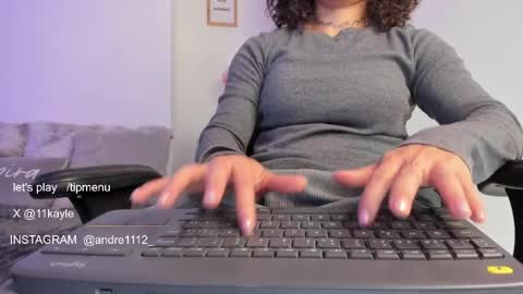 INSTAGRAM AND TW 11kayle online show from 03.30.26