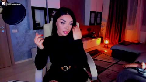 Snapshot of kaylee____77 chatting on 12.19.24 kaylee online show from 12.19.24