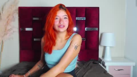 Snapshot of kayleemei chatting on 05.17.26 kayleemei online show from 05.17.26