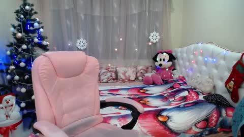 kaylesmoll online show from 12.26.24
