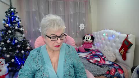 kaylesmoll online show from 01.16.25