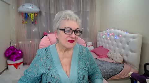 kaylesmoll online show from 01.29.25