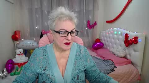 kaylesmoll online show from 02.14.25