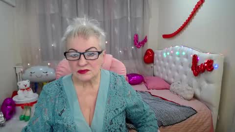 kaylesmoll online show from 02.21.25