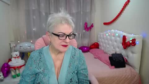 kaylesmoll online show from 02.26.25
