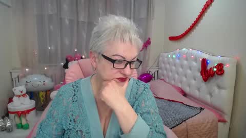 kaylesmoll online show from 03.12.25