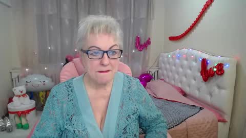 kaylesmoll online show from 03.12.25