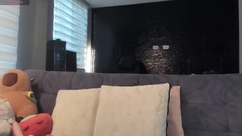 Snapshot of kayn_kalo chatting on 06.22.26 Kayn online show from 06.22.26