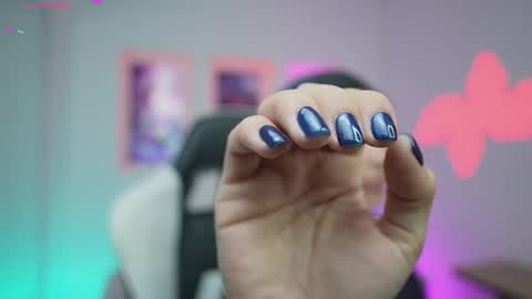 Kayra online show from 09.15.25