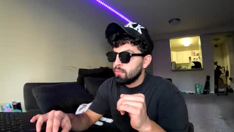 Snapshot of kaythepetiteblonde chatting on 10.11.25 kaythepetiteblonde online show from 10.11.25