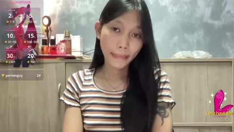 Snapshot of kc_slutmoree chatting on 10.03.25 Its me Cora online show from 10.03.25