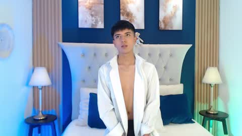 Snapshot of keen_nico chatting on 03.01.26 nico online show from 03.01.26