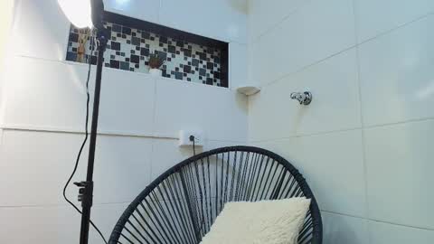 keila online show from 10.21.25