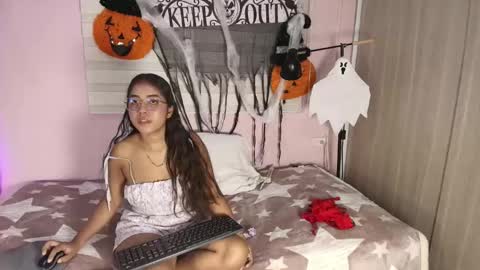 keila online show from 10.30.25