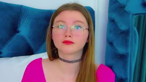 Snapshot of keiraace chatting on 02.28.25 Keira online show from 02.28.25