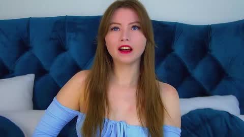 Snapshot of keiraace chatting on 09.22.25 Keira online show from 09.22.25