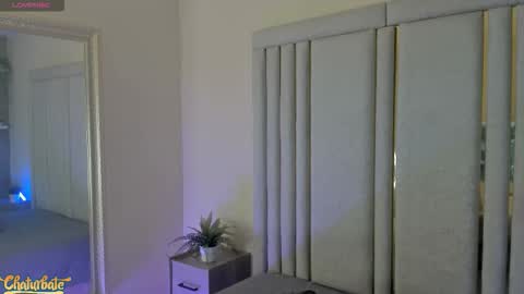 keirahartz online show from 03.20.26