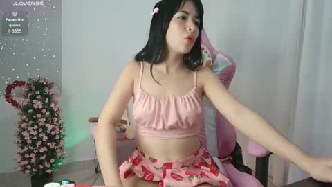   online show from 03.08.25
