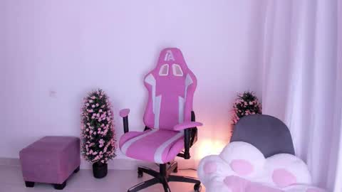   online show from 10.16.25