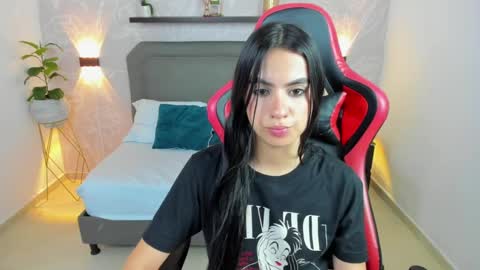 Snapshot of keithy_sex chatting on 03.12.25 K E I T H Y online show from 03.12.25