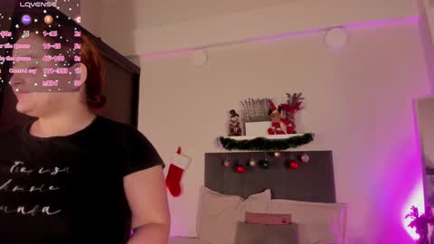 Snapshot of keitlynsoto chatting on 12.27.24 Sofia online show from 12.27.24