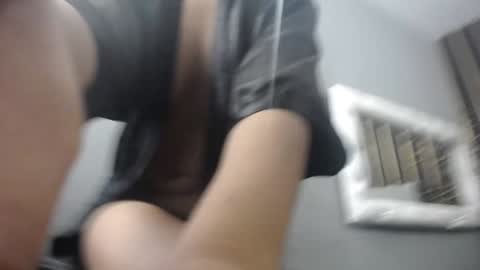  K E I Z Y  online show from 12.31.24