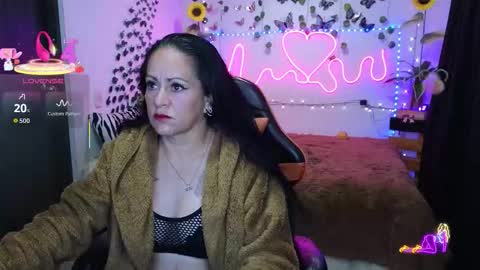 Snapshot of keka_teiku chatting on 10.05.25 keka_teiku online show from 10.05.25