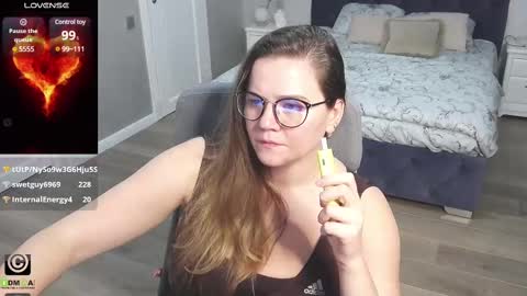 kellielowie online show from 02.18.25