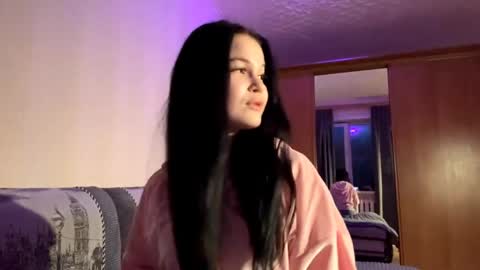 Bella online show from 03.30.26