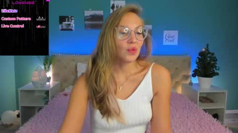 Snapshot of kelly__hardy chatting on 12.26.24 Kelly Hardy GTM3 Mon Wed Thu 0400 am-1030pm online show from 12.26.24