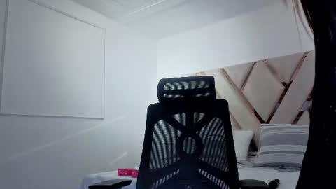 Kelly online show from 07.18.26