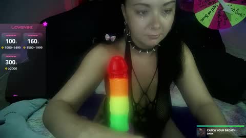 Snapshot of kellycakemeow chatting on 10.10.25 Kelly online show from 10.10.25