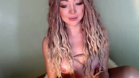 its me KELLY online show from 02.07.26